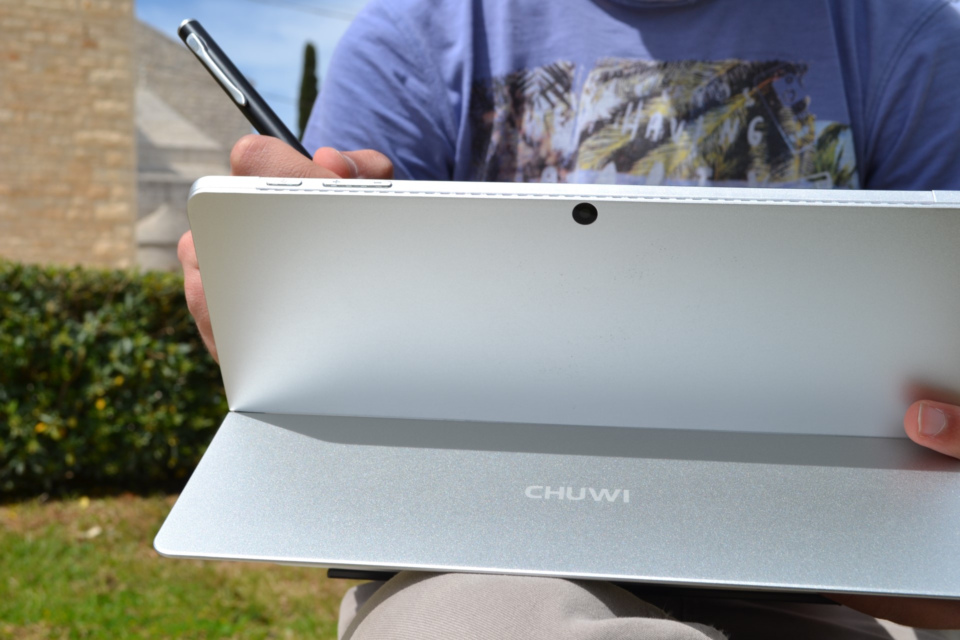 Chuwi SurBook Mini hero