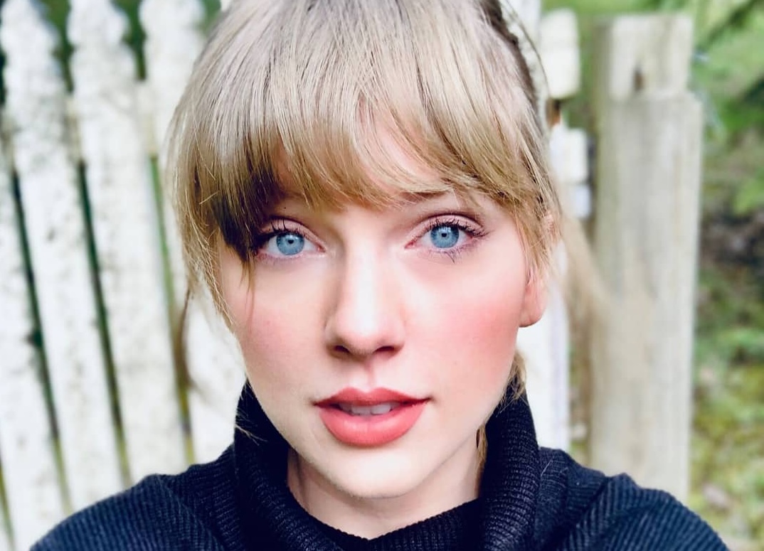 Microsoft blocca la creazione di deepfake porno con l’AI dopo il caso Taylor Swift